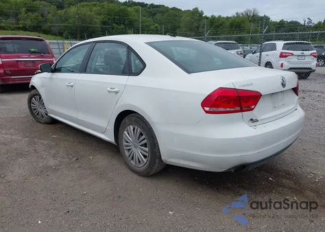 2014 Volkswagen Passat 1.8T S из США, поврежденный, VIN 1VWAT7A34EC070150